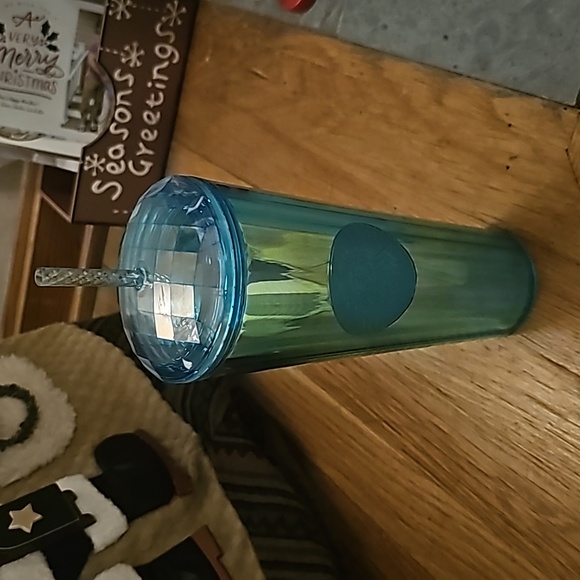 Starbucks Tumbler 24 oz. Iridescent Blue with Dome Lid & Matching Straw - Picture 8 of 10